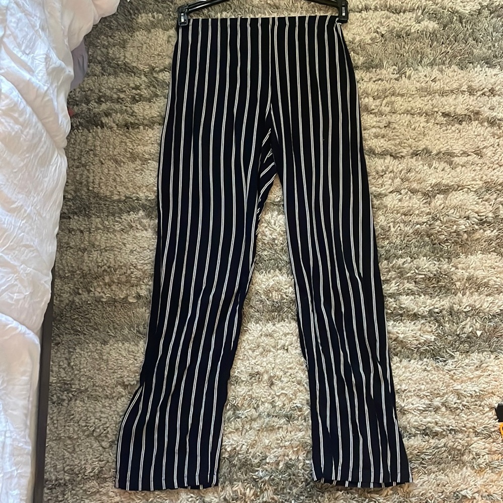 Brandy Melville stripped navy pants